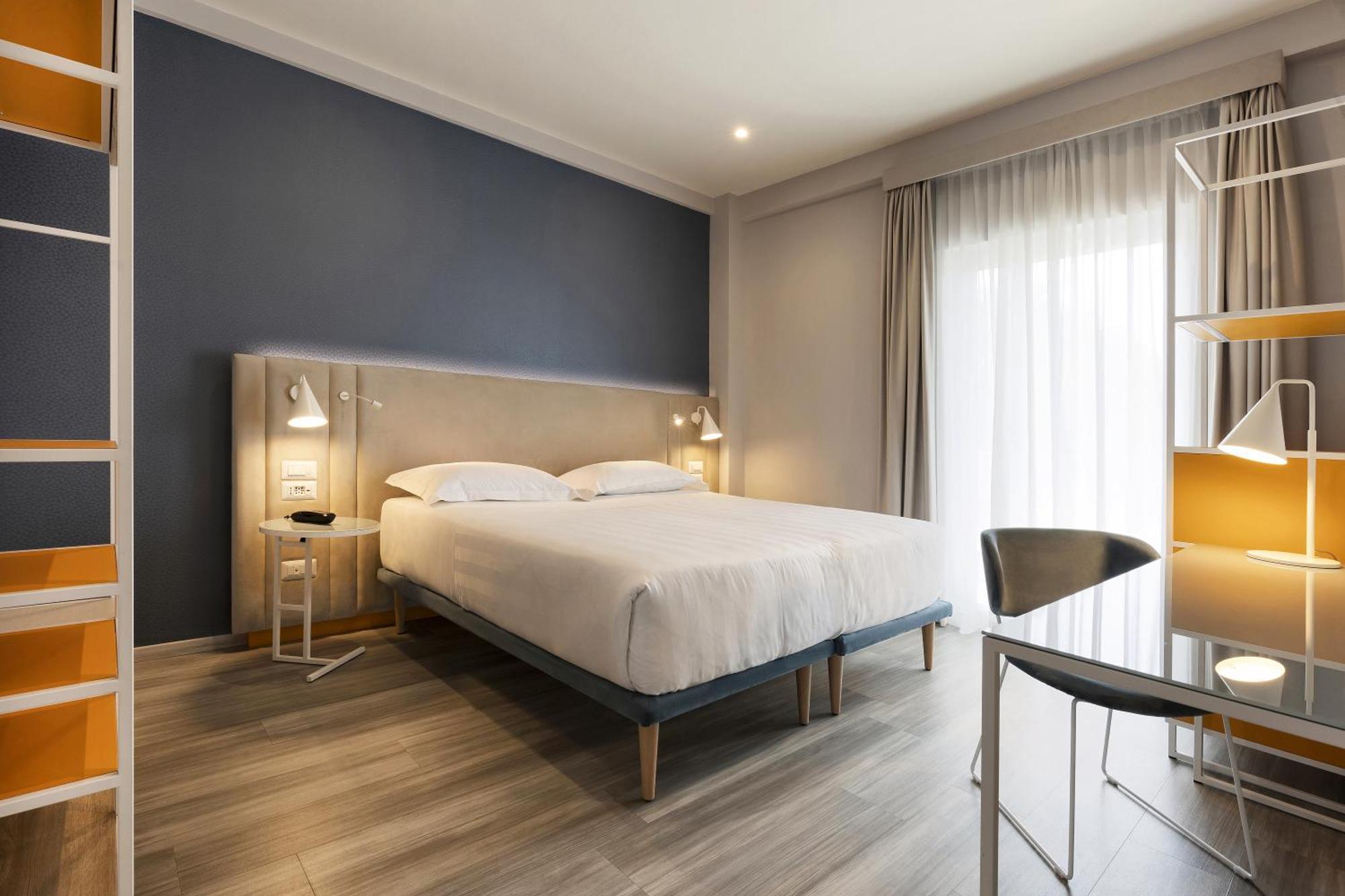 Adesso Hotel Roma Esterno foto
