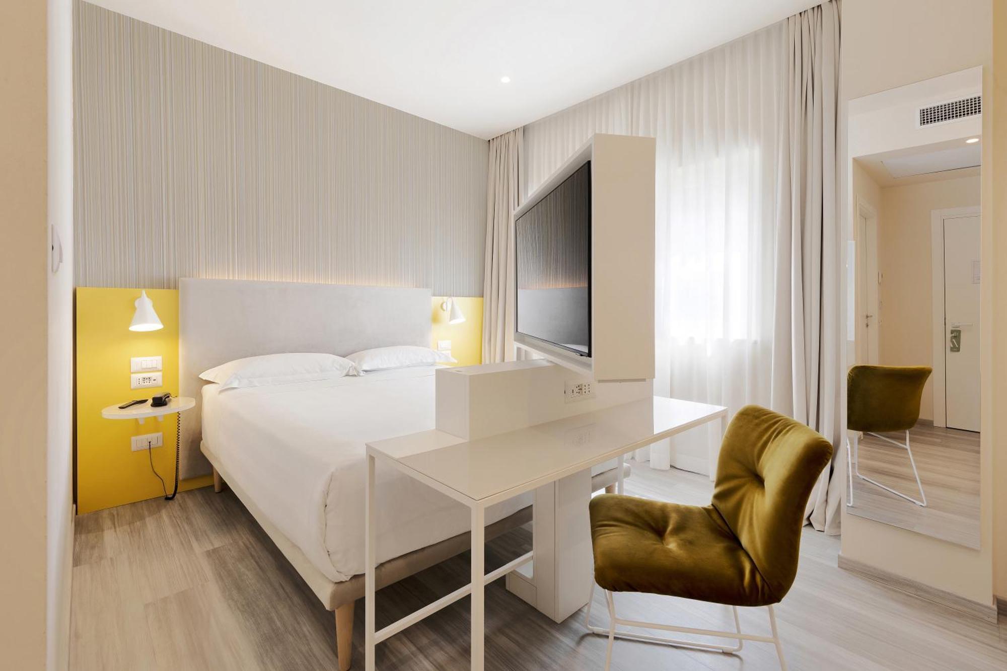 Adesso Hotel Roma Esterno foto